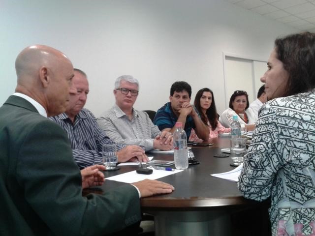 07.05 reuniãolinhares_SEAE_jpg|||Fotógrafo:Maurílio Mendonça