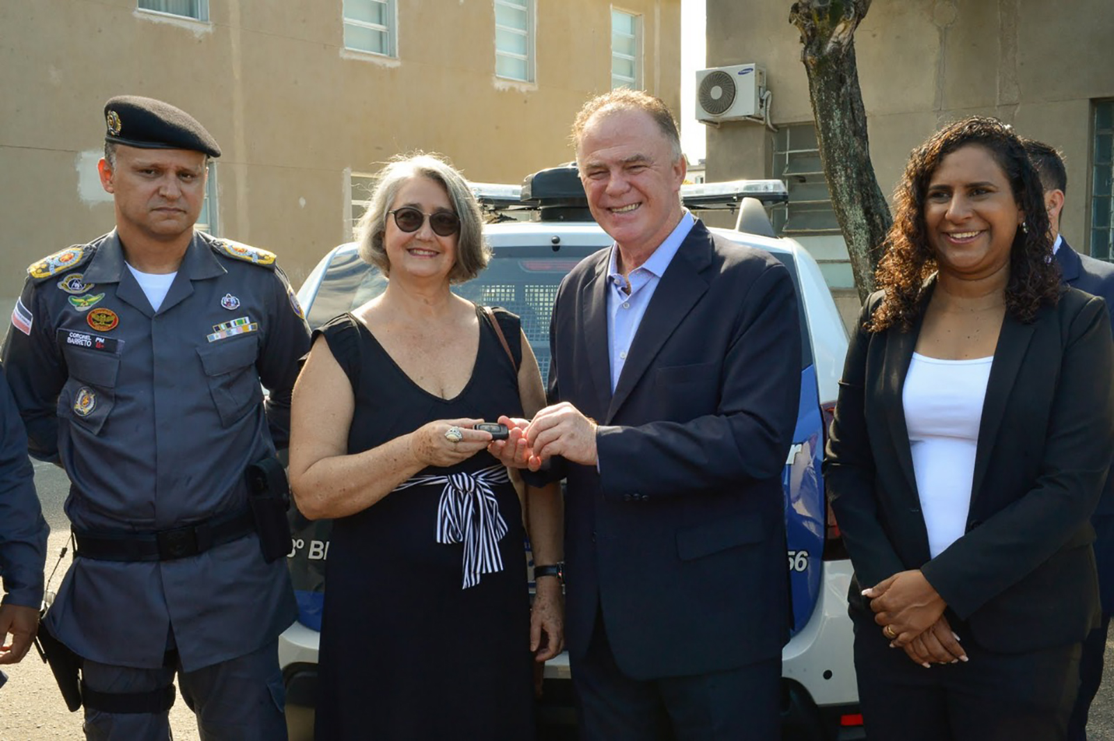 Durvalina recebe chaves do Governador_credito Hélio Filho-Secom-1